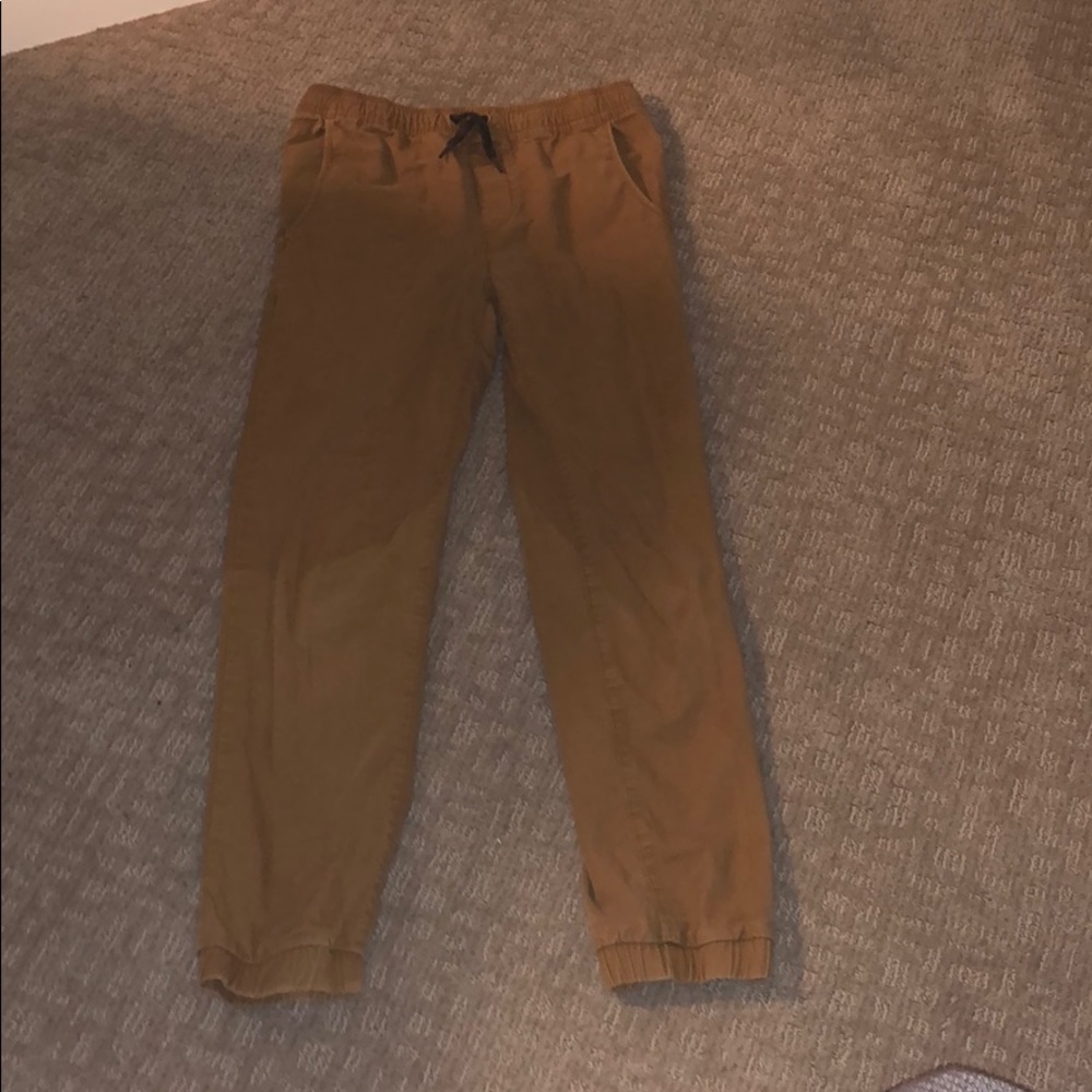 Tan jogger American eagle cackies